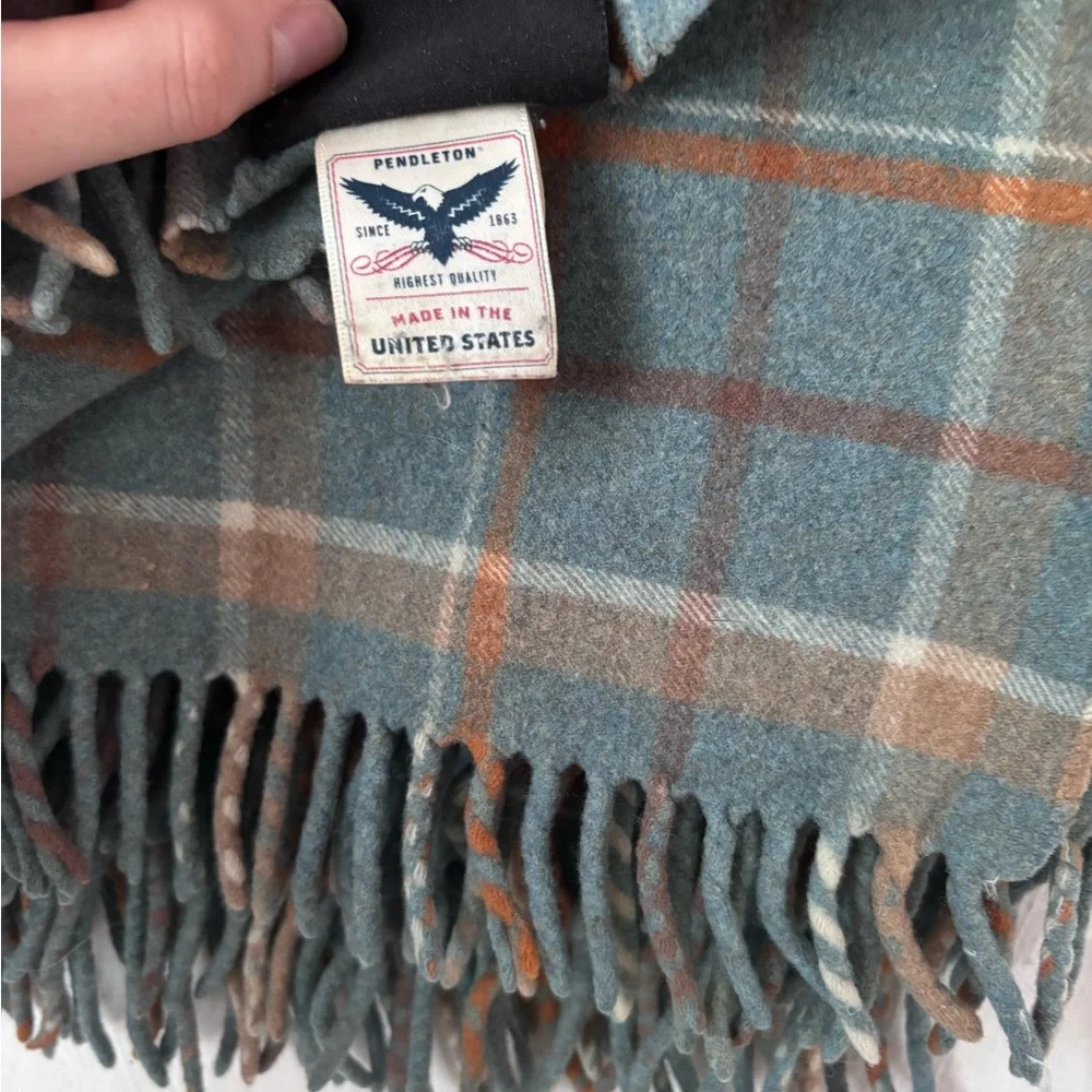 Pendleton Plaid 100% Wool Fringe Throw Blanket 48”x 60”